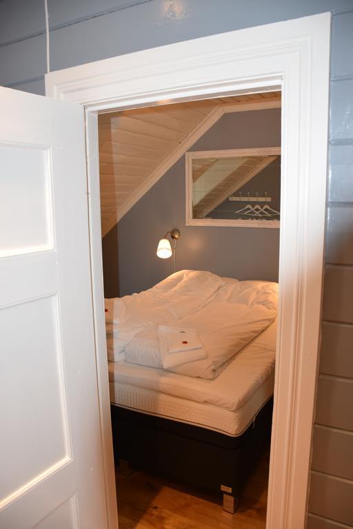 Hotel Dosen Gard Luster Exterior foto